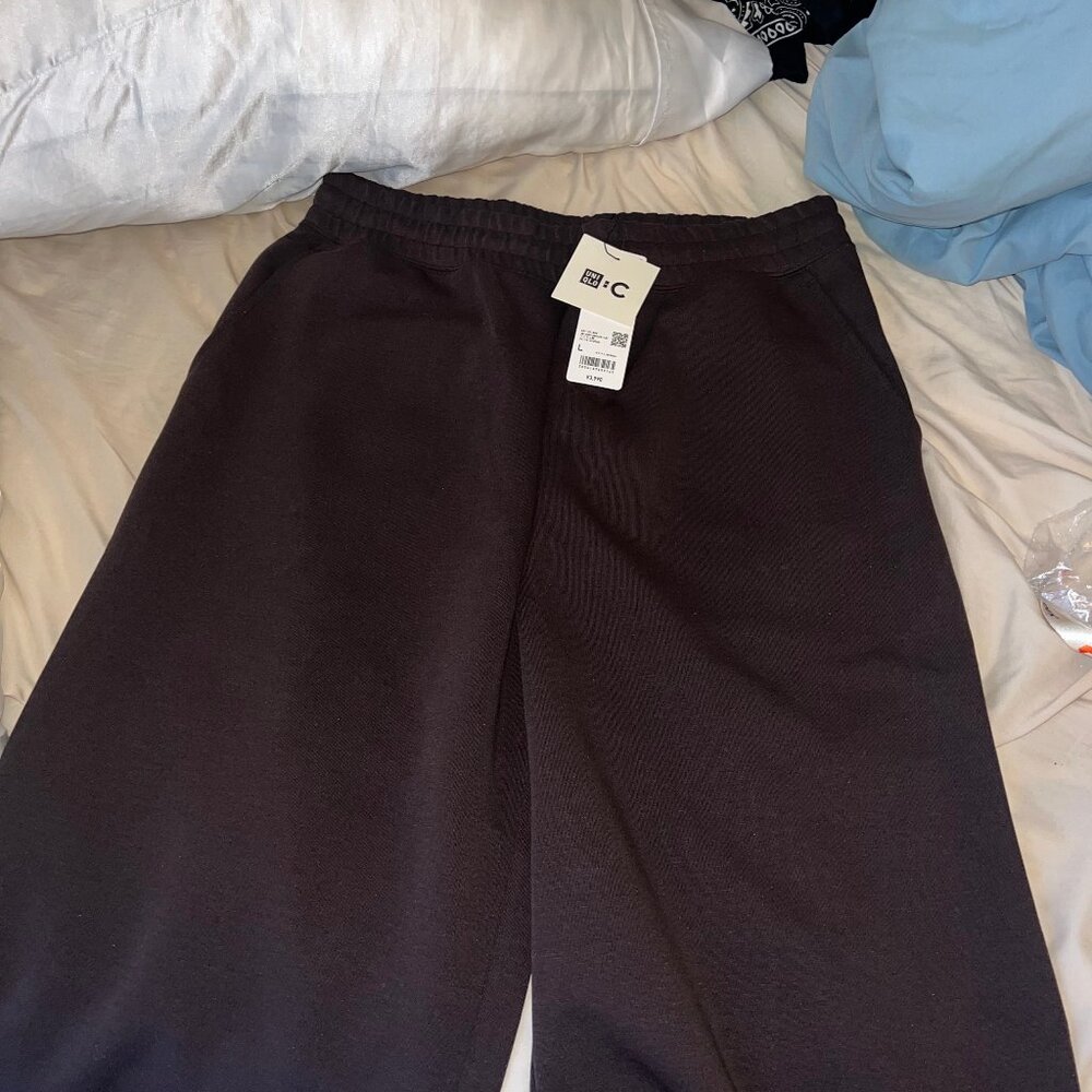 Uniqlo C Wide Sweatpants (Dark Brown)